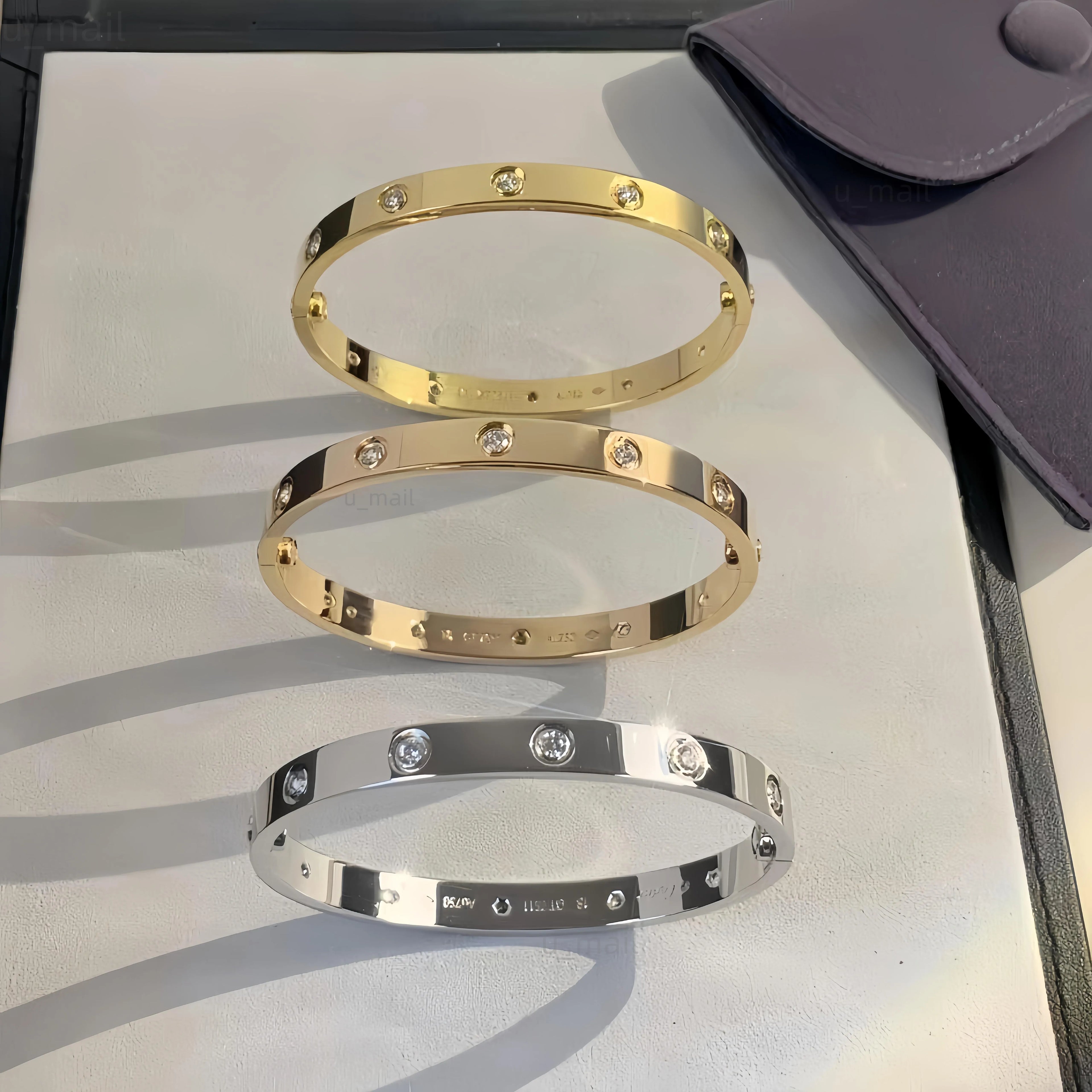 Designer Bracelet Bangle V-Gold Non Tarnish Screw Bracelet Women 6MM Wide 10 Diamond Mens Bracelets with Screwdriver Fine Gold Jewelry Woman Party Daily Outfit
