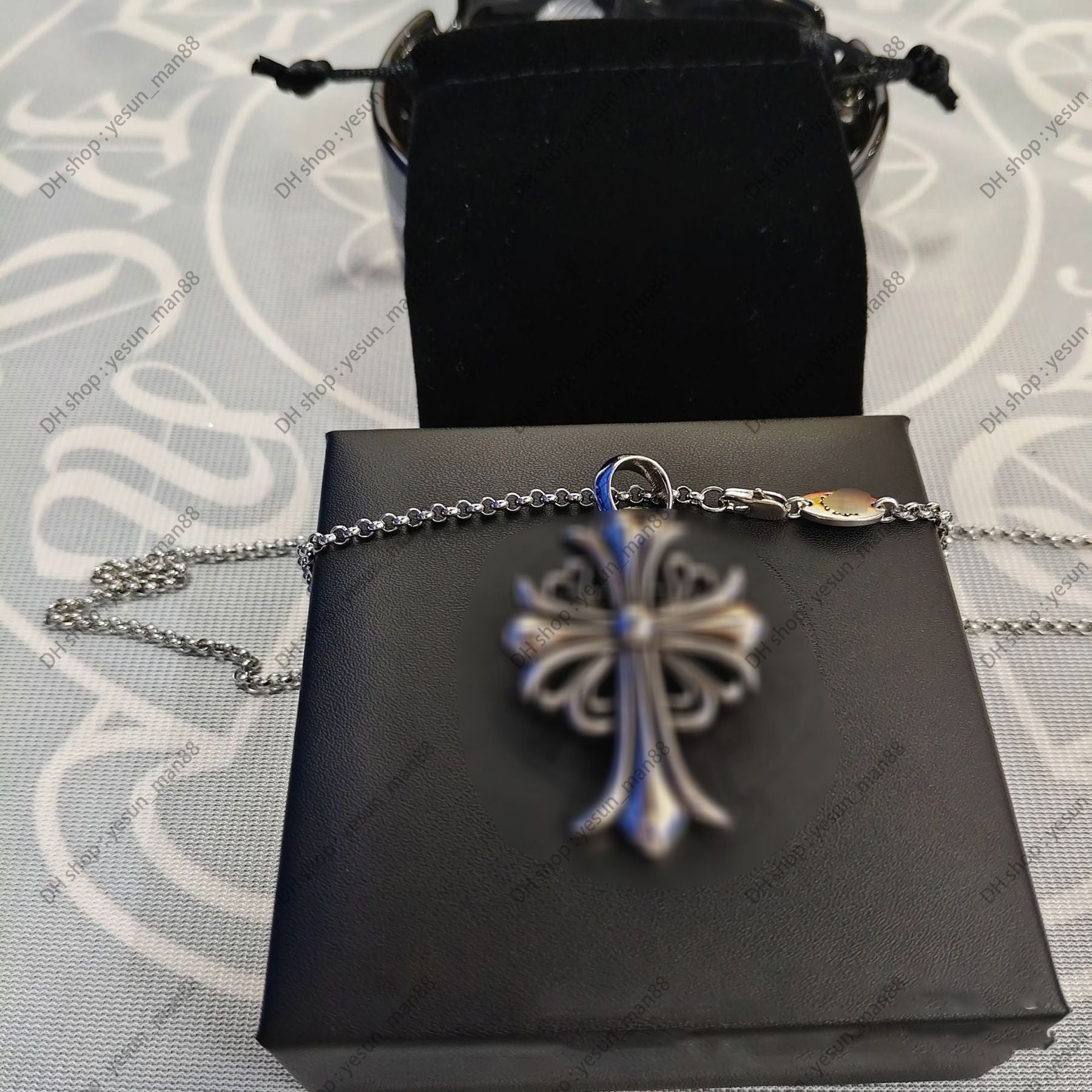 Chrome Necklace Bold Letter Cross Women Chromes Necklaces Designer Brand Flower Pendant Chain Men Chromed Jewelry Necklace A2Fr