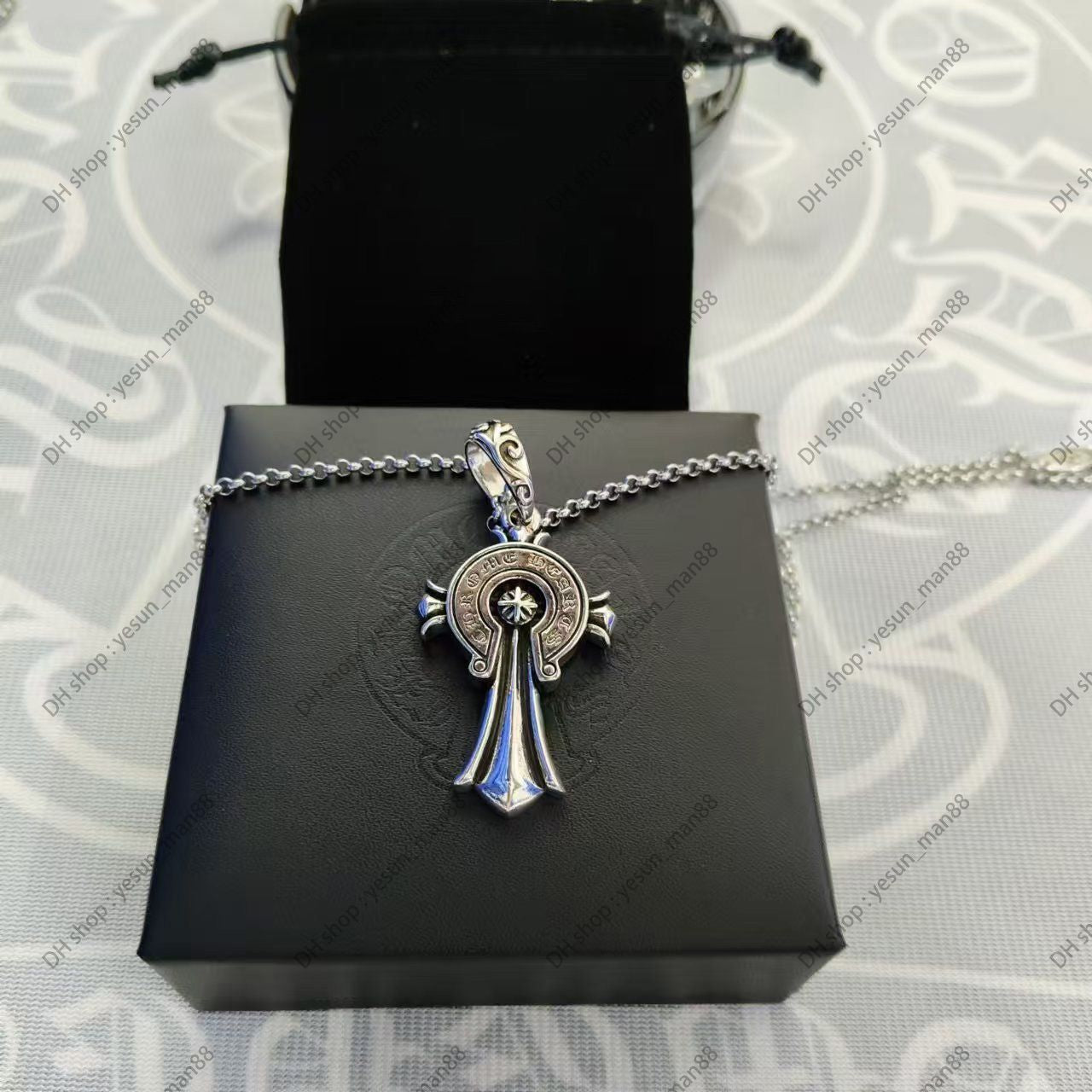 Chrome Necklace Bold Letter Cross Women Chromes Necklaces Designer Brand Flower Pendant Chain Men Chromed Jewelry Necklace A2Fr