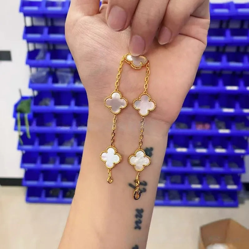 Classic Women'S Bracelet with Chain Design, Suitable for Ladies and Girls, a Bracelet for Weddings and Mother'S Day Gifts