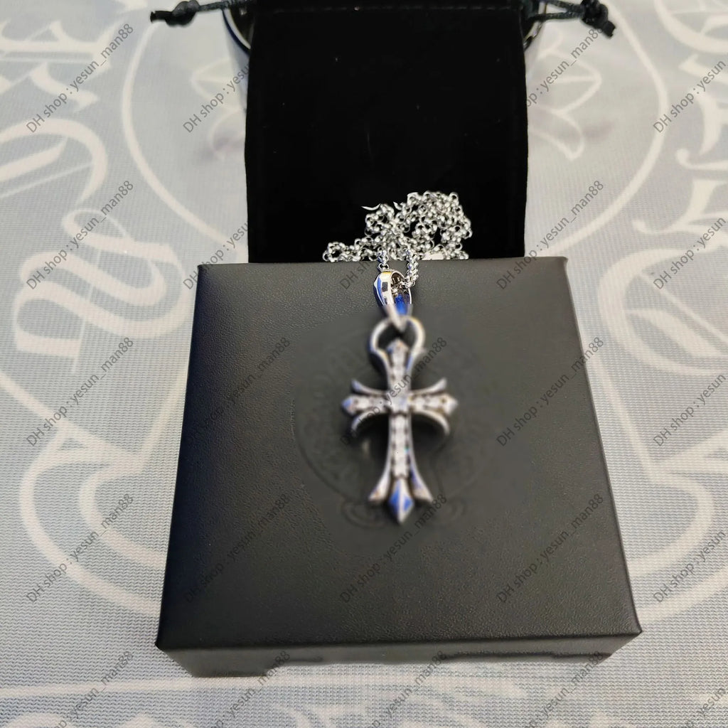 Chrome Necklace Bold Letter Cross Women Chromes Necklaces Designer Brand Flower Pendant Chain Men Chromed Jewelry Necklace A2Fr