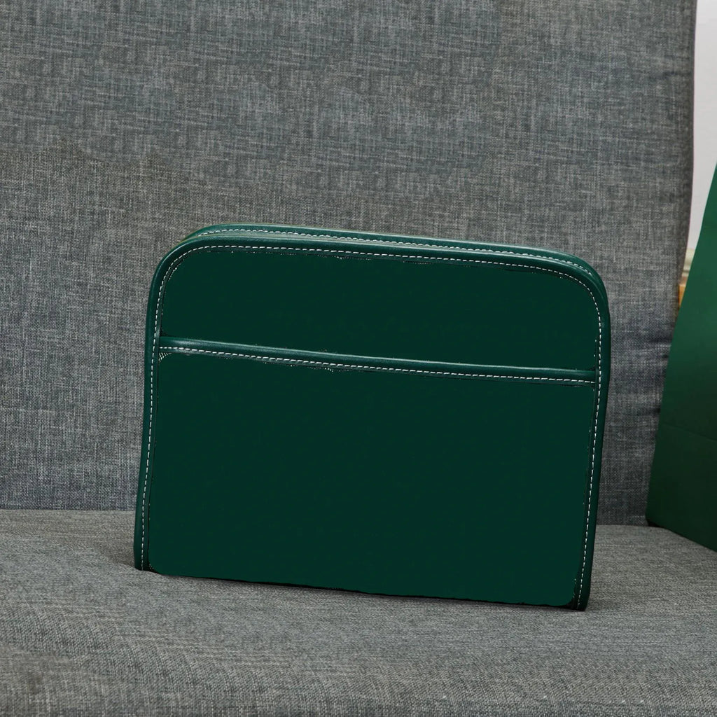 Designer Luxury Toiletry Bag Clutch Bag a Must-Have for Stylish Casual Travel