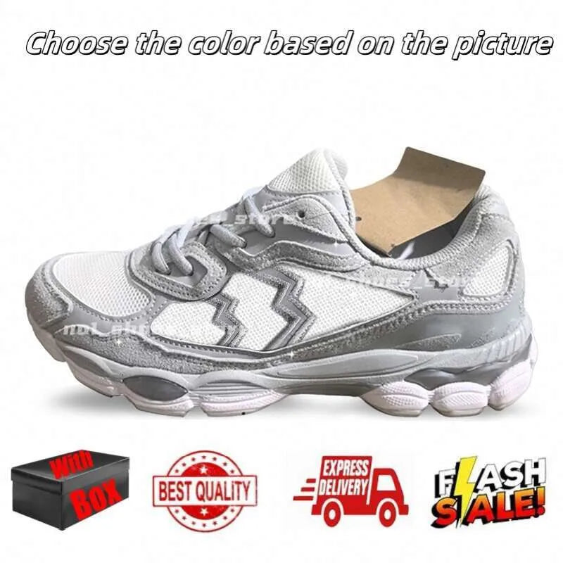 Designer Running Shoes for Menwomens Sneakers Pink Triple Pure Black Silver White Yellow Blue Green Grey Brown Outdoor Sport Men Women Trainers with Box