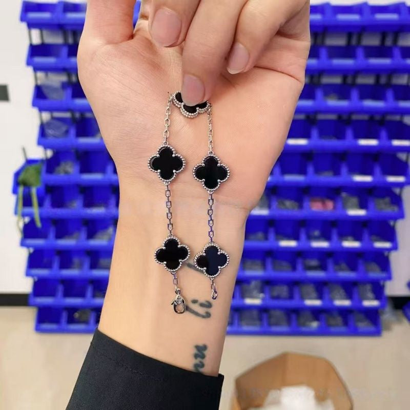 Classic Women'S Bracelet with Chain Design, Suitable for Ladies and Girls, a Bracelet for Weddings and Mother'S Day Gifts