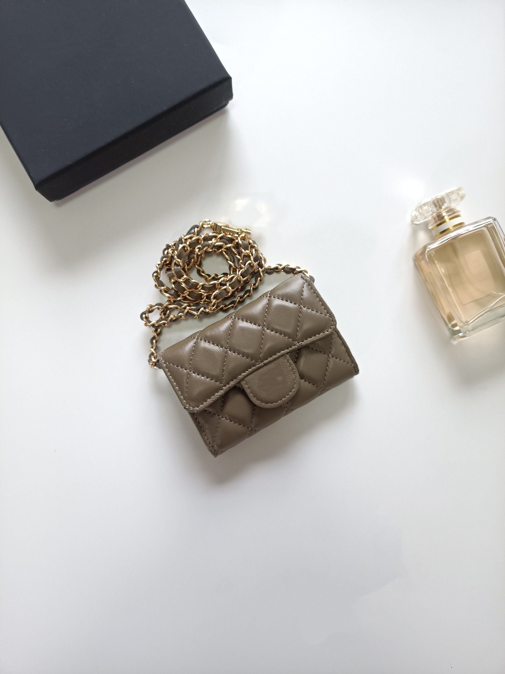 Top Designer Shoulder Bag Chain Handbag Plaid Wallet Double Letter Solid Buckle Sheepskin Caviar Pattern Women Luxury Evening Bag Mini Handbag 7750