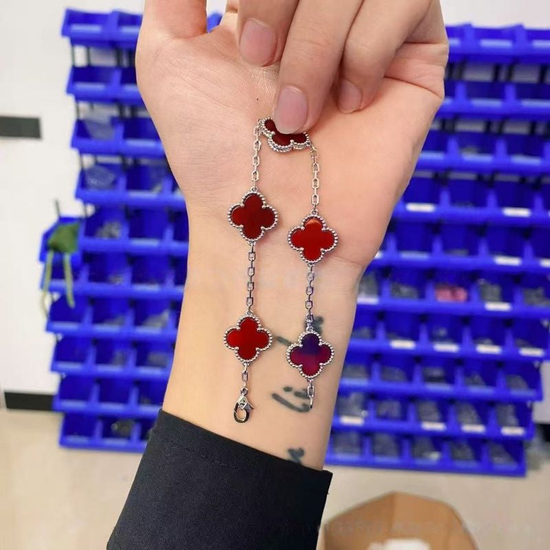 Classic Women'S Bracelet with Chain Design, Suitable for Ladies and Girls, a Bracelet for Weddings and Mother'S Day Gifts