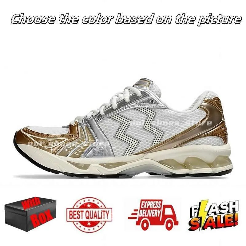 Designer Running Shoes for Menwomens Sneakers Pink Triple Pure Black Silver White Yellow Blue Green Grey Brown Outdoor Sport Men Women Trainers with Box