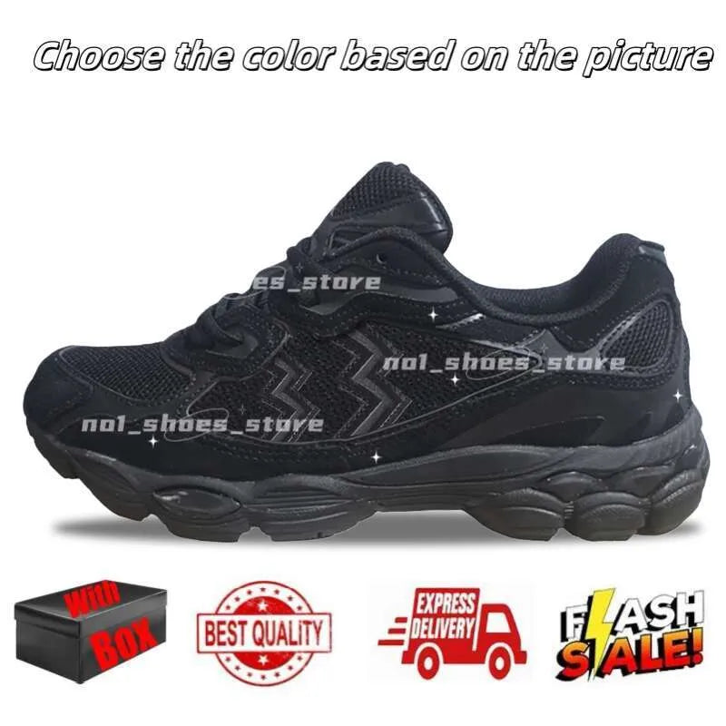 Designer Running Shoes for Menwomens Sneakers Pink Triple Pure Black Silver White Yellow Blue Green Grey Brown Outdoor Sport Men Women Trainers with Box