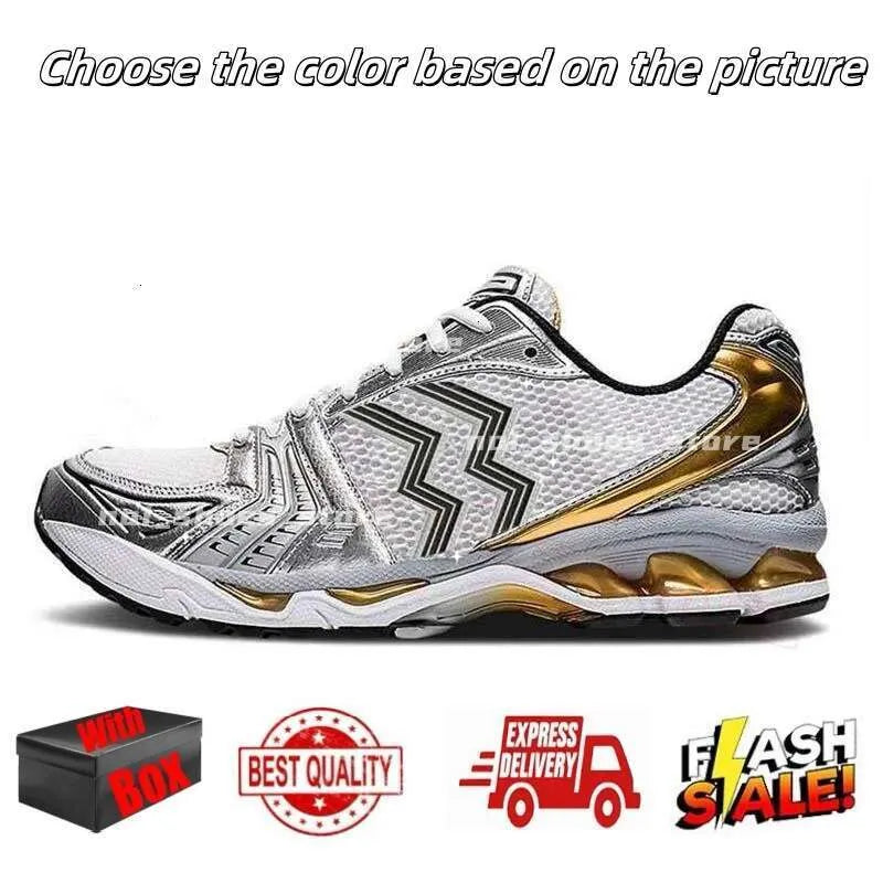 Designer Running Shoes for Menwomens Sneakers Pink Triple Pure Black Silver White Yellow Blue Green Grey Brown Outdoor Sport Men Women Trainers with Box